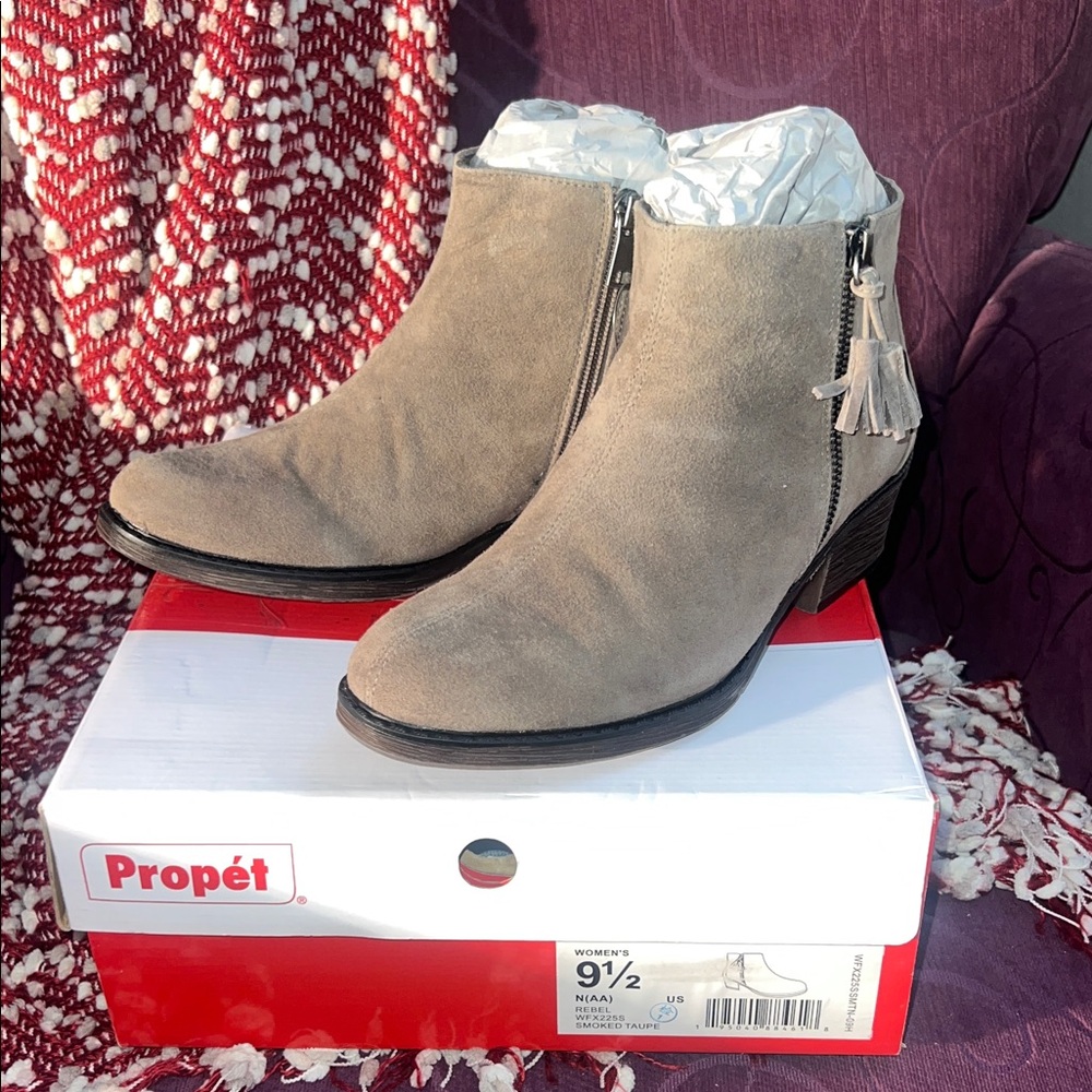 Propet Rebel Ankle Boot (Women) - Smoked Taupe Suede, 9.5 NIB